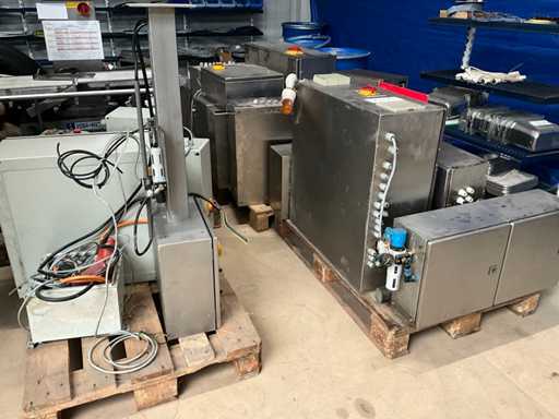 Batch of control cabinets