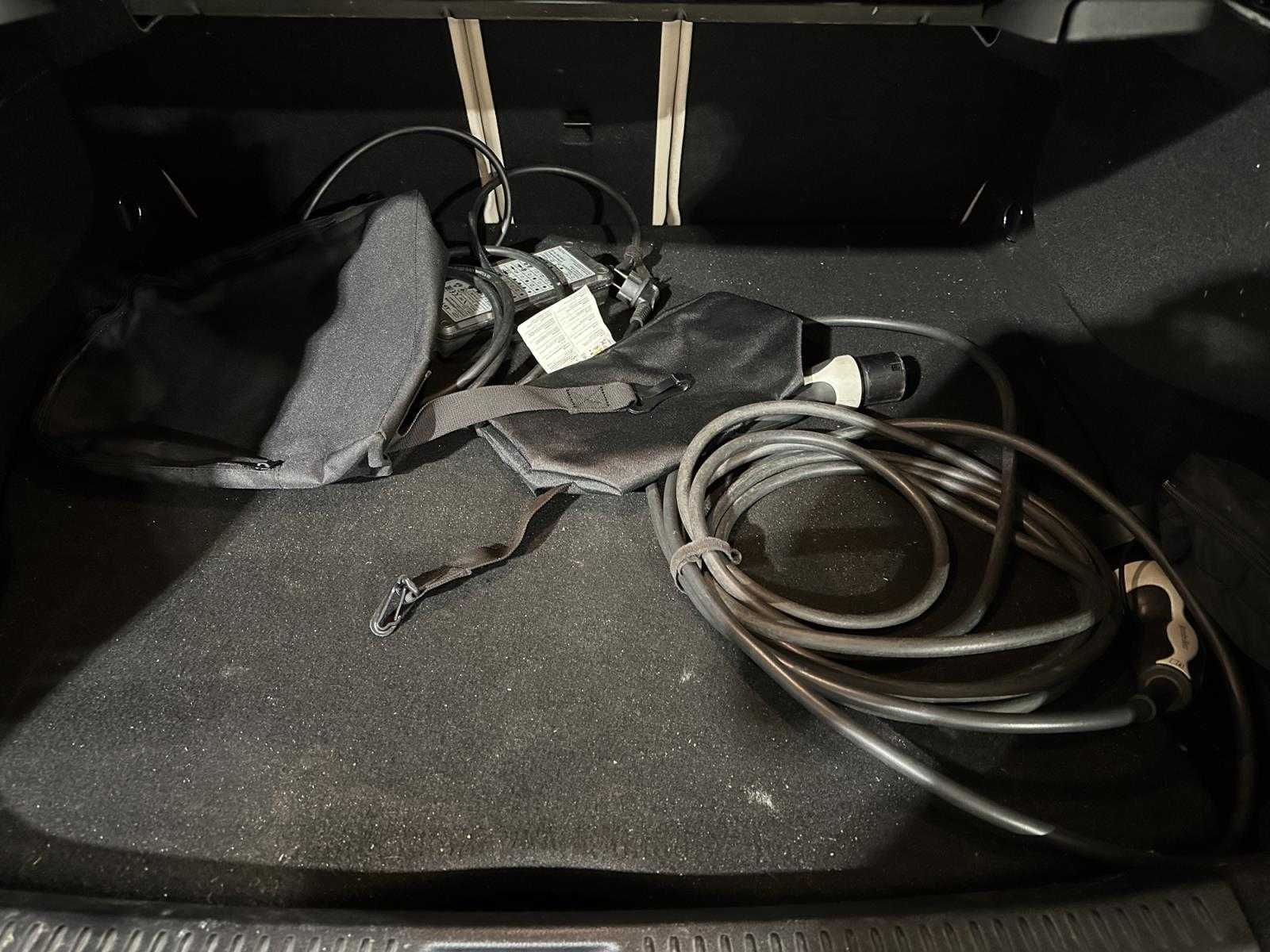 Mercedes-Benz A250 e Business Solution Luxury Limited 218pk 2020 (Origineel-NL + 1e Eigenaar) A-klasse, J-849-SG