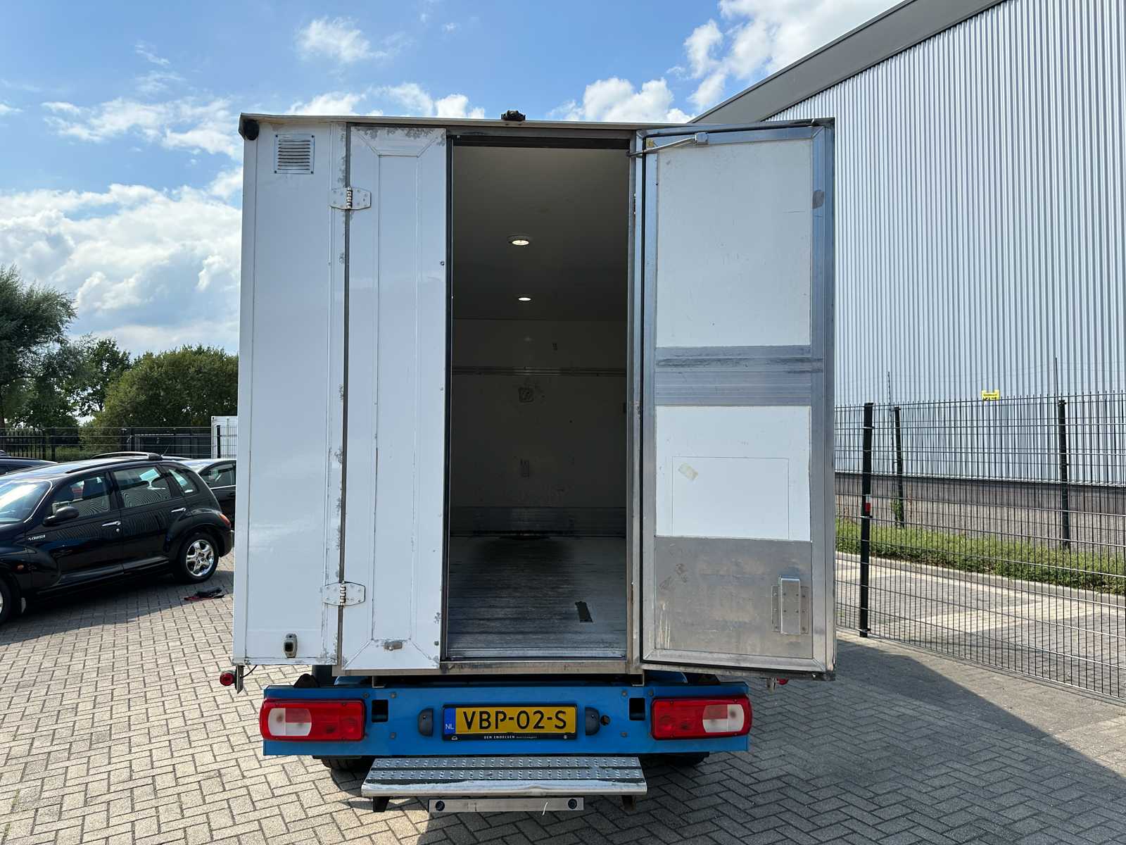 Volkswagen Crafter 35 2.0 TDI L4 Trendline Bakwagen 102pk 2019 (Origineel-NL + 1e eigenaar), VBP-02-S
