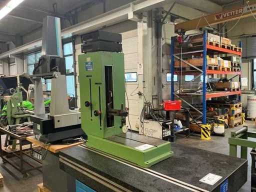 ROYAL Coordinate Measuring Machine