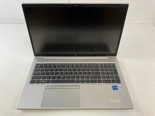 HP EliteBook 850 G8 15,5", Core(TM) i7 11. generacji, 16 GB RAM, 512 GB NVMe Laptop