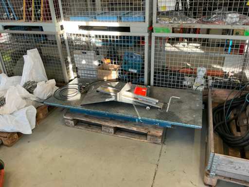 HERKULES  HEBEBUEHNE MOTORRAD