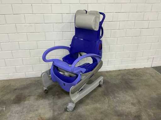 Arjo - Carendo - scaun electric de duș pentru toaletă