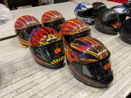 Ski-doo Motorradhelm XL, XS, L,L (4x)