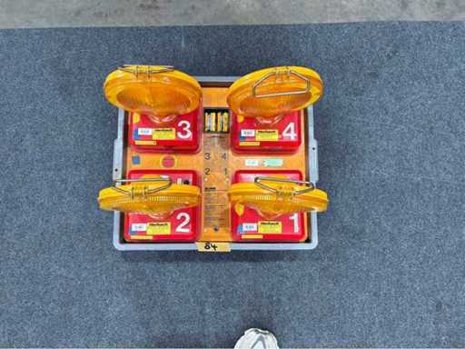 Nissen Guide Light Set 4-fold with Transport Box (partially tested)