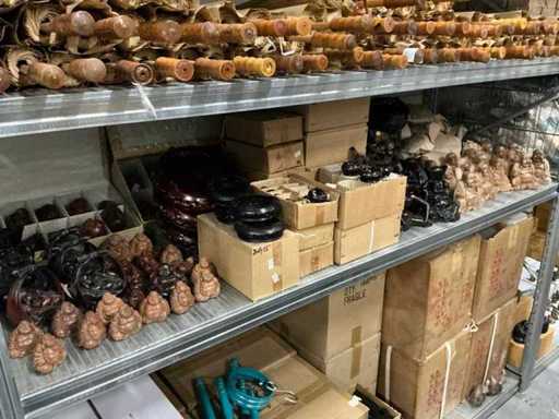 Partij diverse decoratie beeldjes (405x)