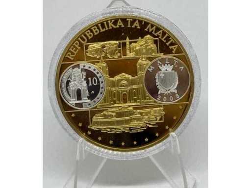 Cupru placat cu aur și argint – medalie comemorativă Malta Euro patterns, diametru de 40 mm.