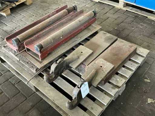 Forklift accessories