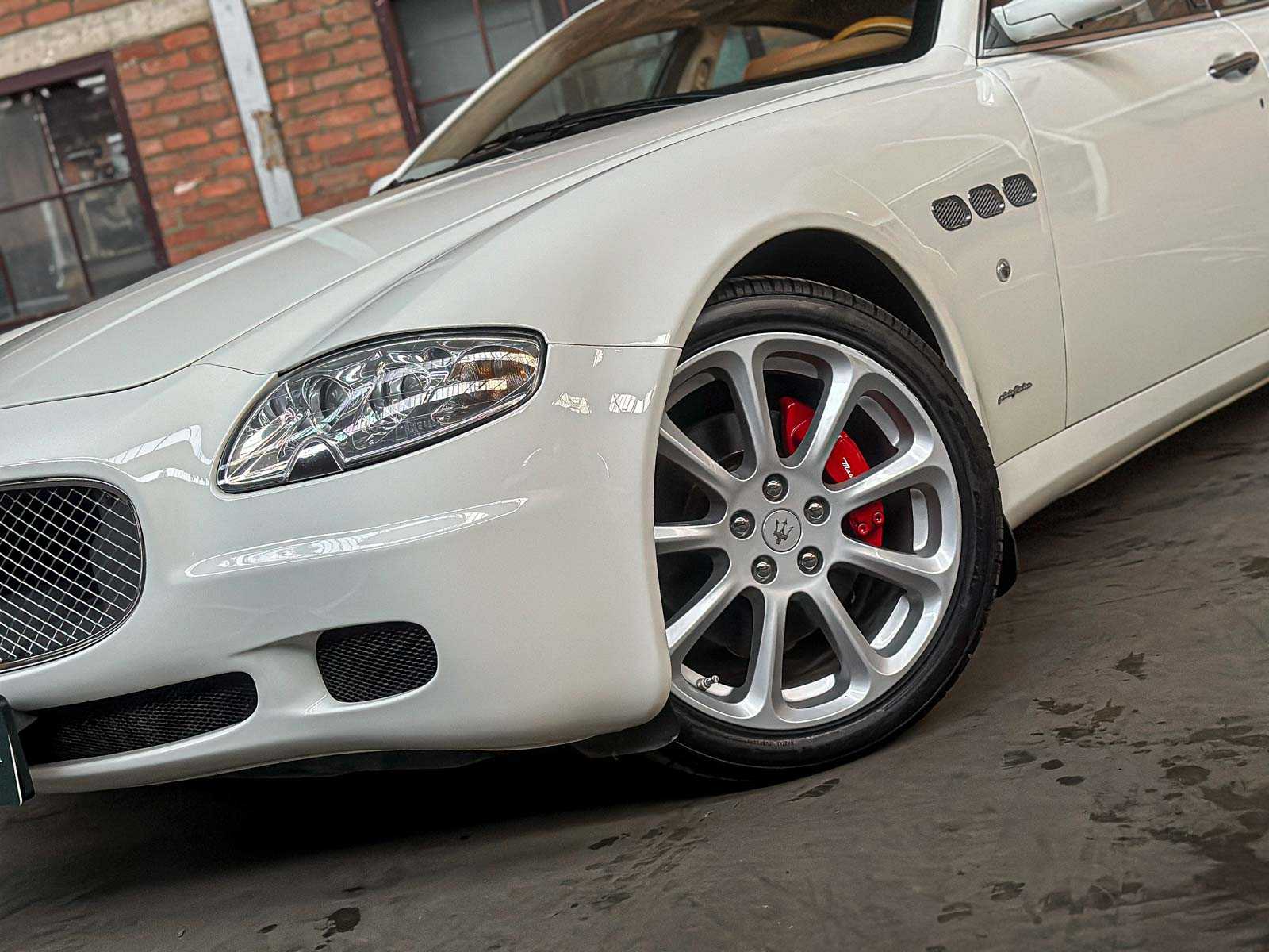 Maserati Quattroporte 4.2 V8 Executive GT 401pk 2007 Youngtimer