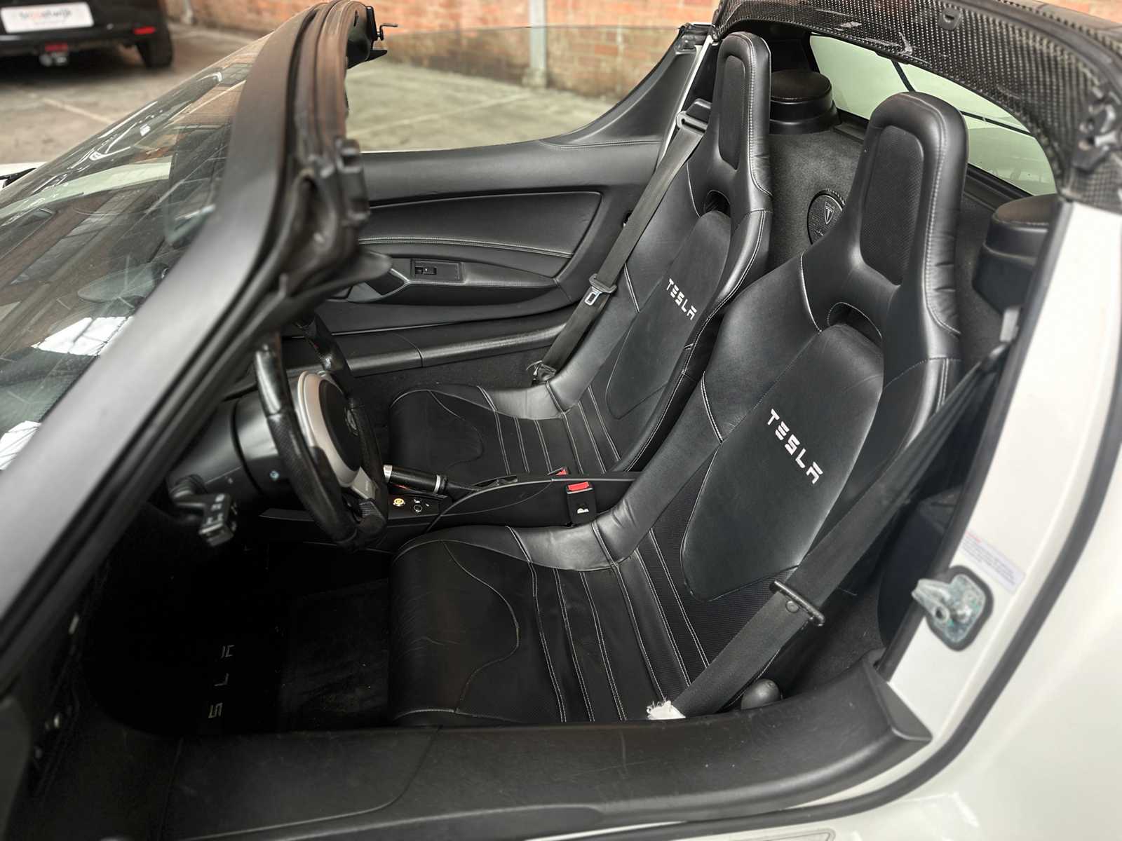 Tesla Roadster 2.0 SIGNATURE EDITION - NR 185 VAN 250 252pk 2010 (Origineel-NL), 15-KZH-4