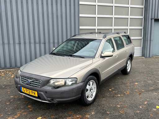 Volvo - XC70 - 2.5 T - Car - 2002