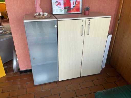 File cabinet (2x)