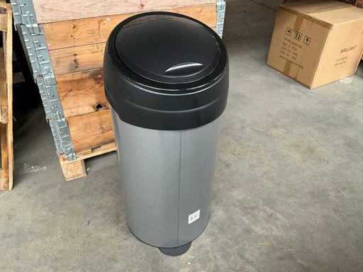 Kosz na śmieci Meliconi Touchbin z miękkim otwieraniem 60 litrów