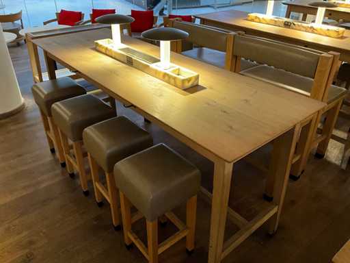 Hutten - Bartafel met bank en 4 barkrukken