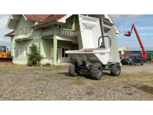 bf4279ad-22b9-4a27-9cd2-3031bdd1d6c1.mp4