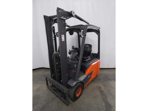 LINDE E16 Forklift