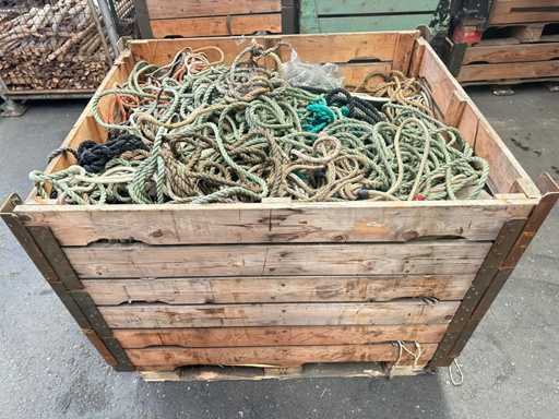 Frânghie de petrecere