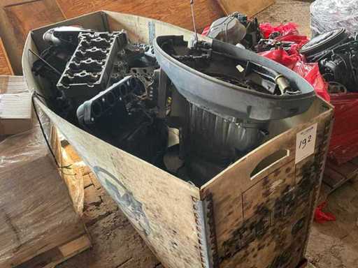 Miscellaneous parts - Engine blocks - Outboard motor parts