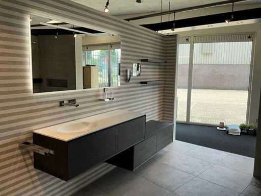 Looox - Sur mesure - Set de meubles de salle de bain 250 cm
