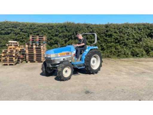 a17af2f3-3671-42d0-bd12-2ffa416a15b2.mp4