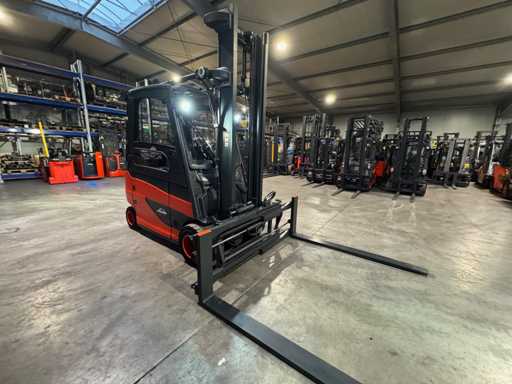 06/2023 Serwis + UVV 11/2026 Linde E35HL 3.500kg 3.+4. Zawór 180cm Elektryczny wózek widłowy 8.839 godzin