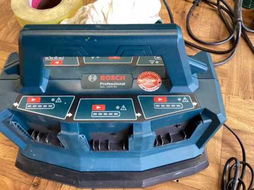 Bosch Professional 18V GAL 18V6 80 ładowarka do 6 baterii
