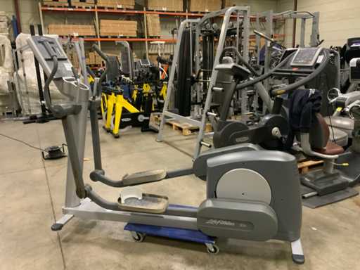 life fitness 93x elliptical Crosstrainer