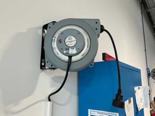 HOLZMANN Automatic Cable Reels