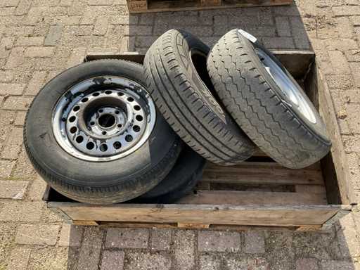 Autoband met velg (4x)