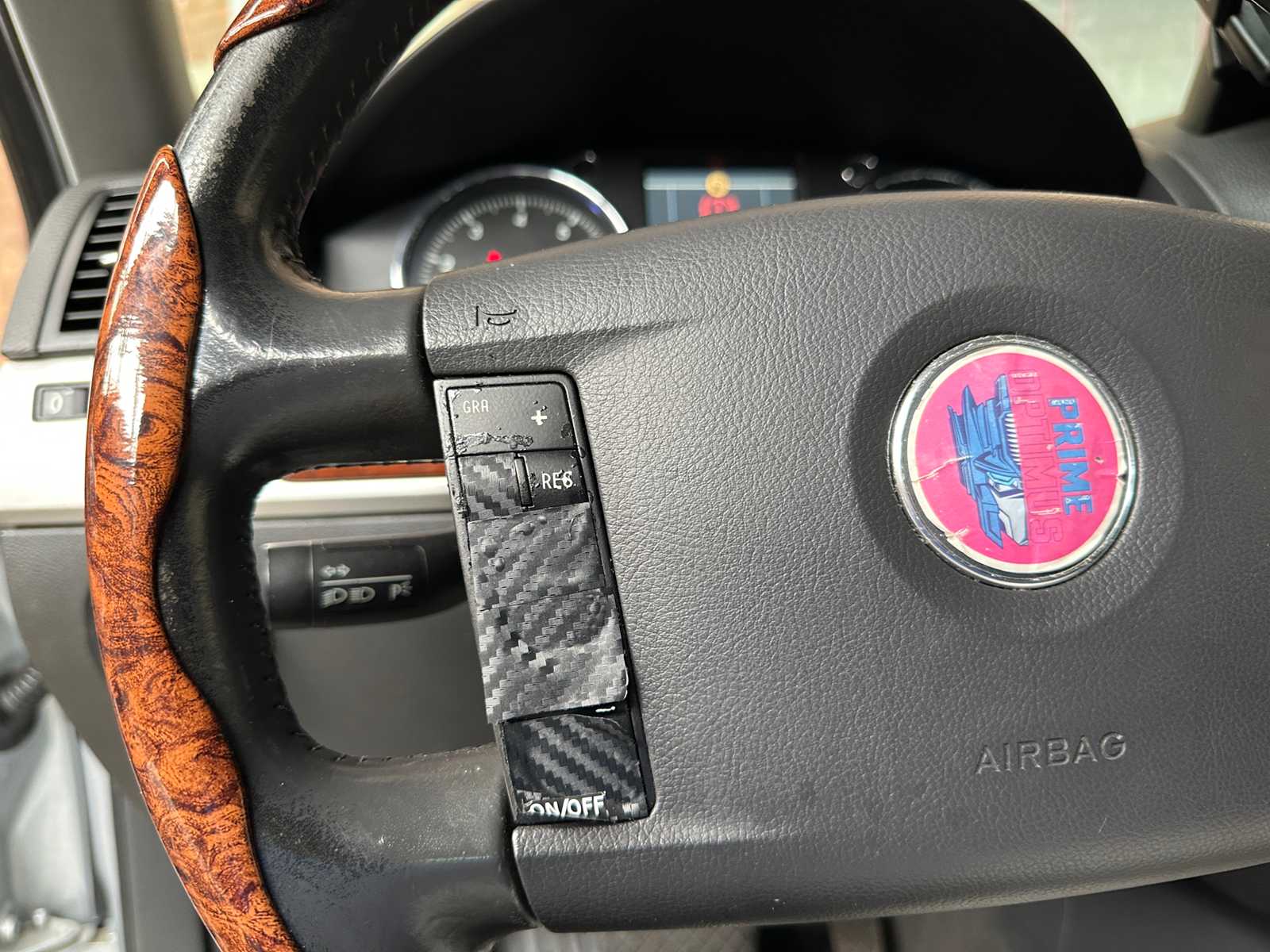 Volkswagen Touareg 3.2 V6 220pk 2003, 07-NG-JJ Youngtimer