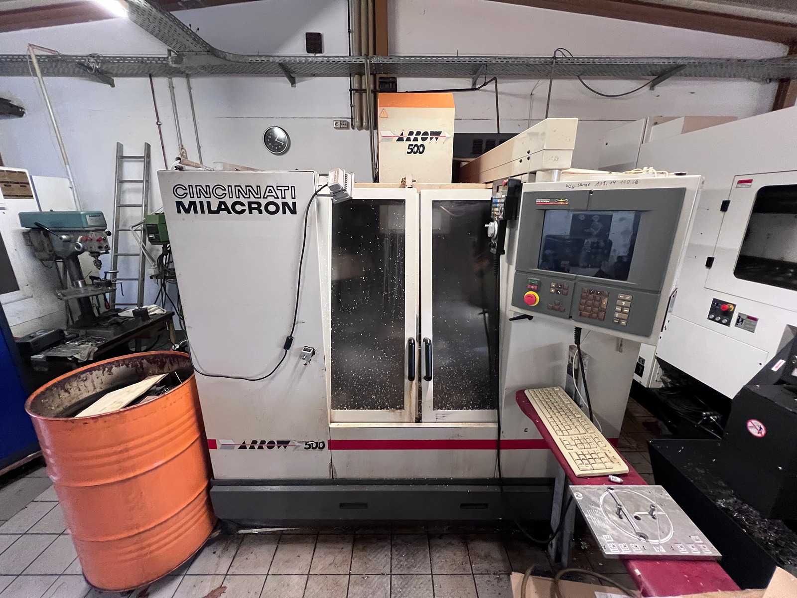 CINCINNATI – Arrow 500 – 3 axis CNC Vertical machining centre – 1996