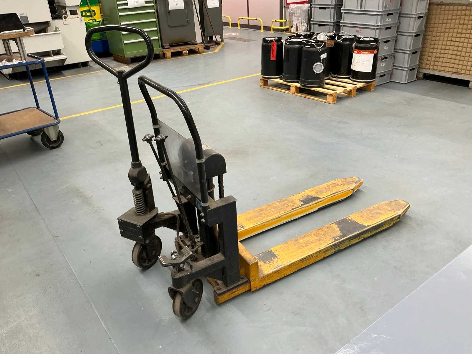 PFAFF Silver Blue Stacker Truck