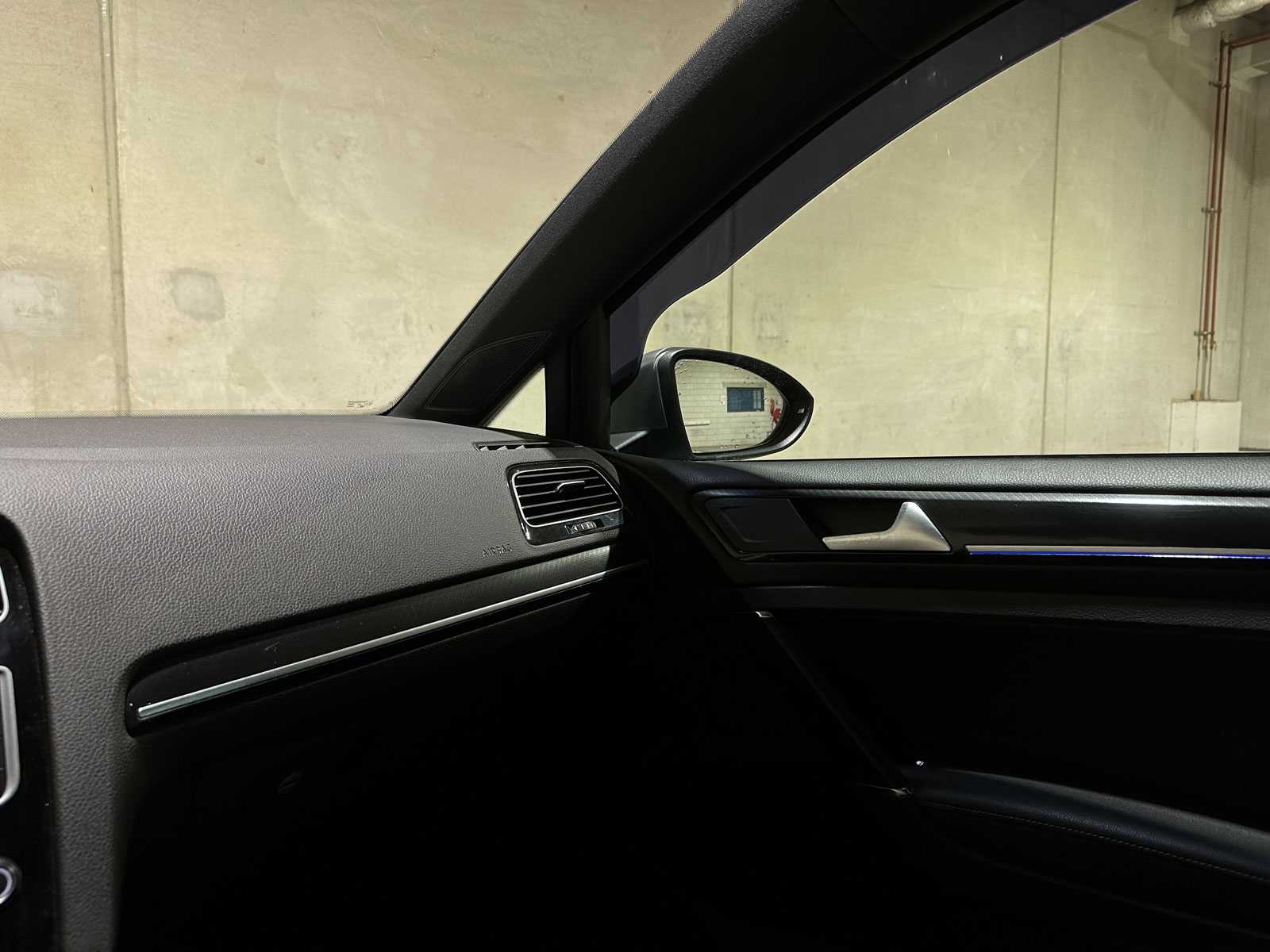 Volkswagen Golf 2.0 TSI R 4Motion 300pk 2015, P-916-RV