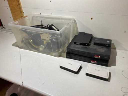 Verschiedene Fräsen und Zubehör