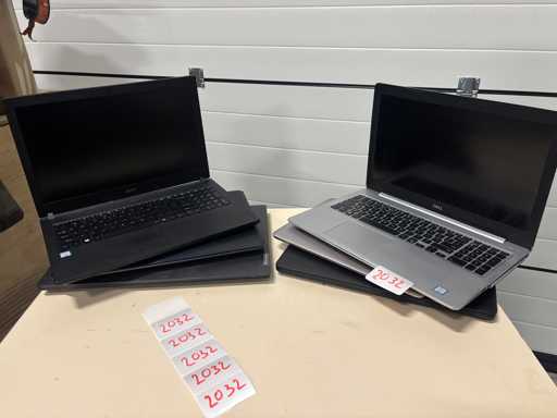 Un lot de laptopuri de 6x 