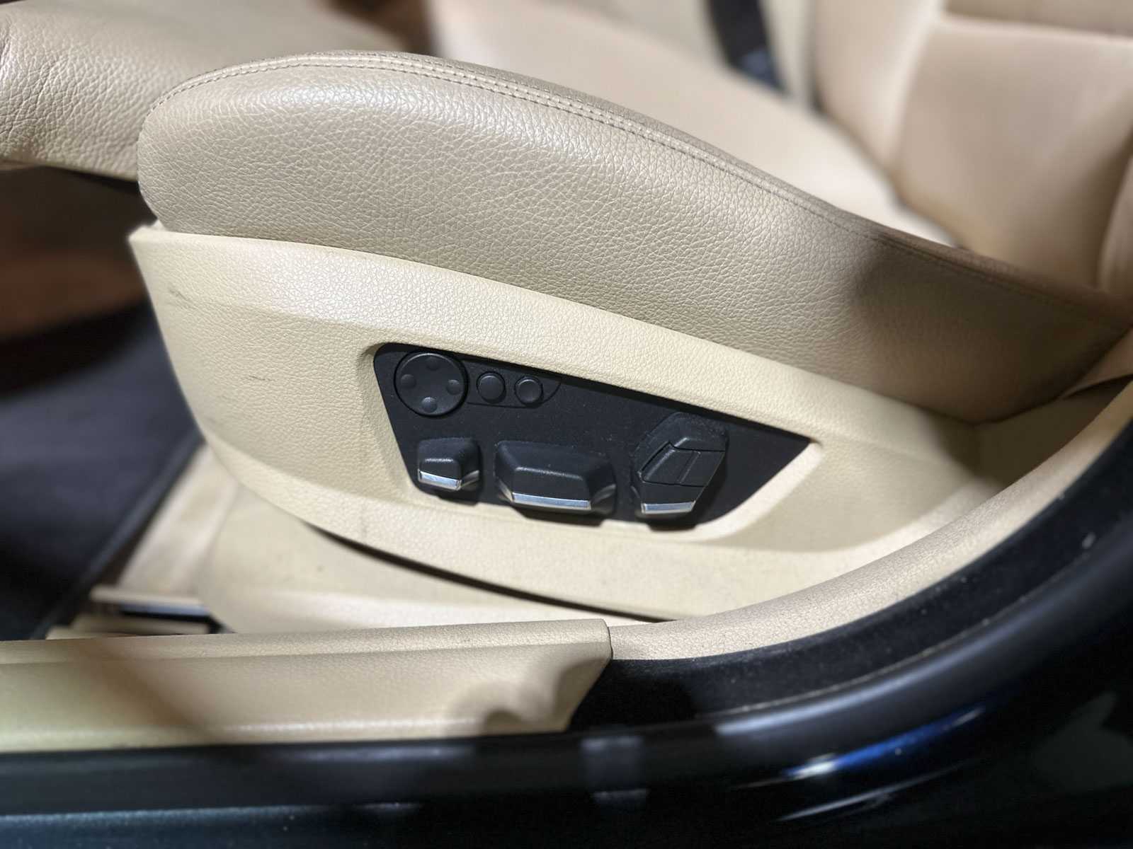 BMW 528xi Touring High Executive 245pk (Origineel-NL) 2012 5-serie, 89-TXH-2