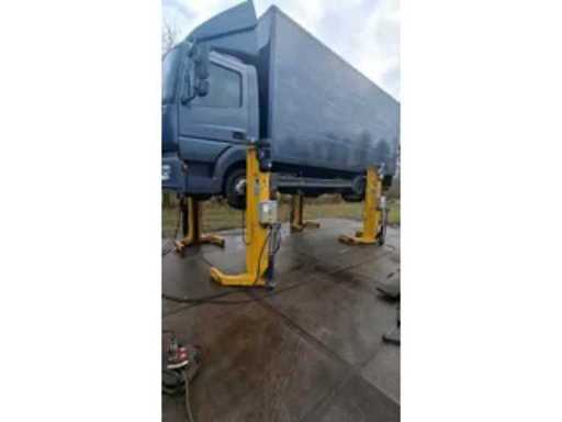 15d7661f-e4b3-4ca4-ab88-8308d502c048.mp4