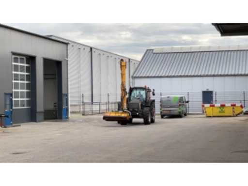 fe2d6d56-36c9-47e0-9d6d-bcff8e65529a.mp4