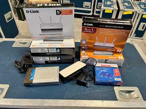 D-Link - Wireless N - DIR-655 - Posten Router + EDV-Peripherie (5x)