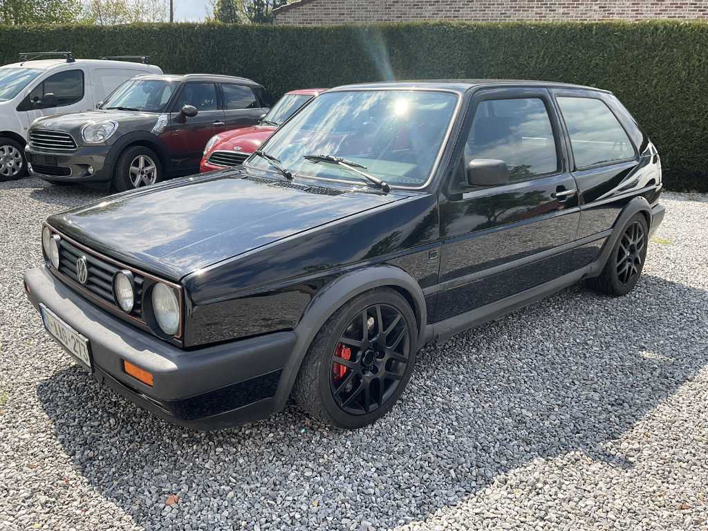 Volkswagen GOLF - 1990