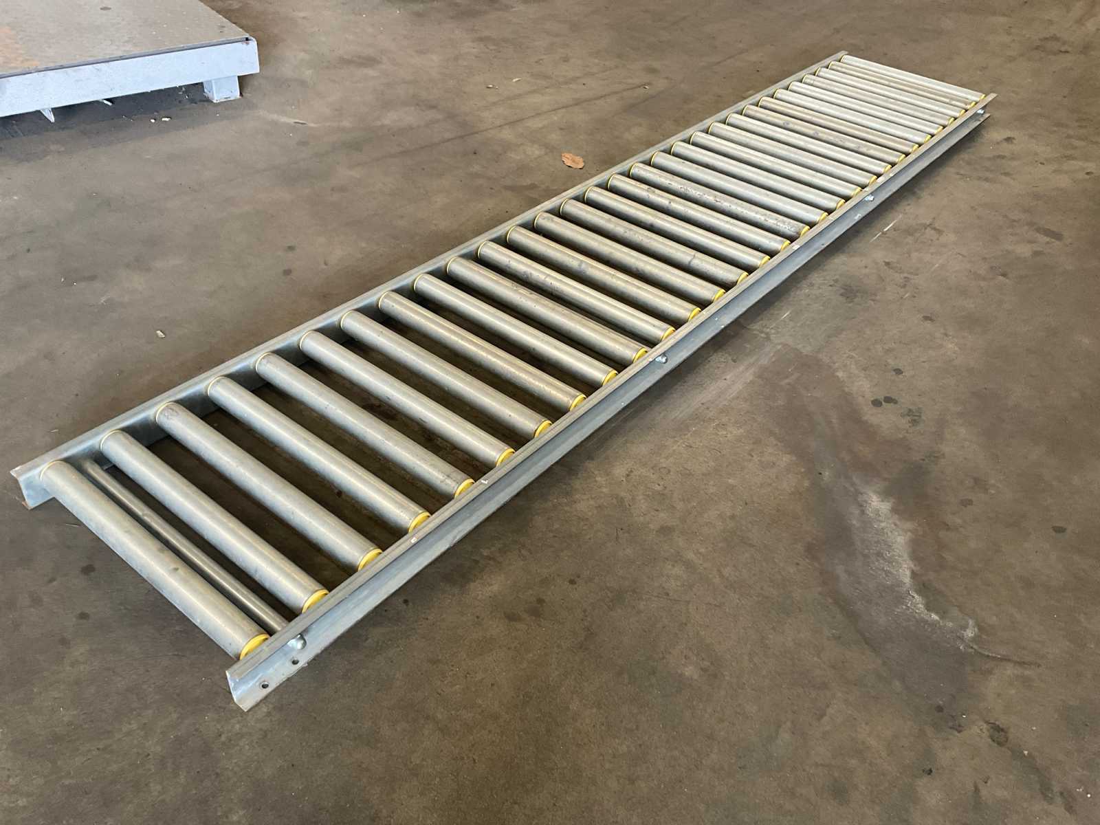 Steel roller conveyor (5x)