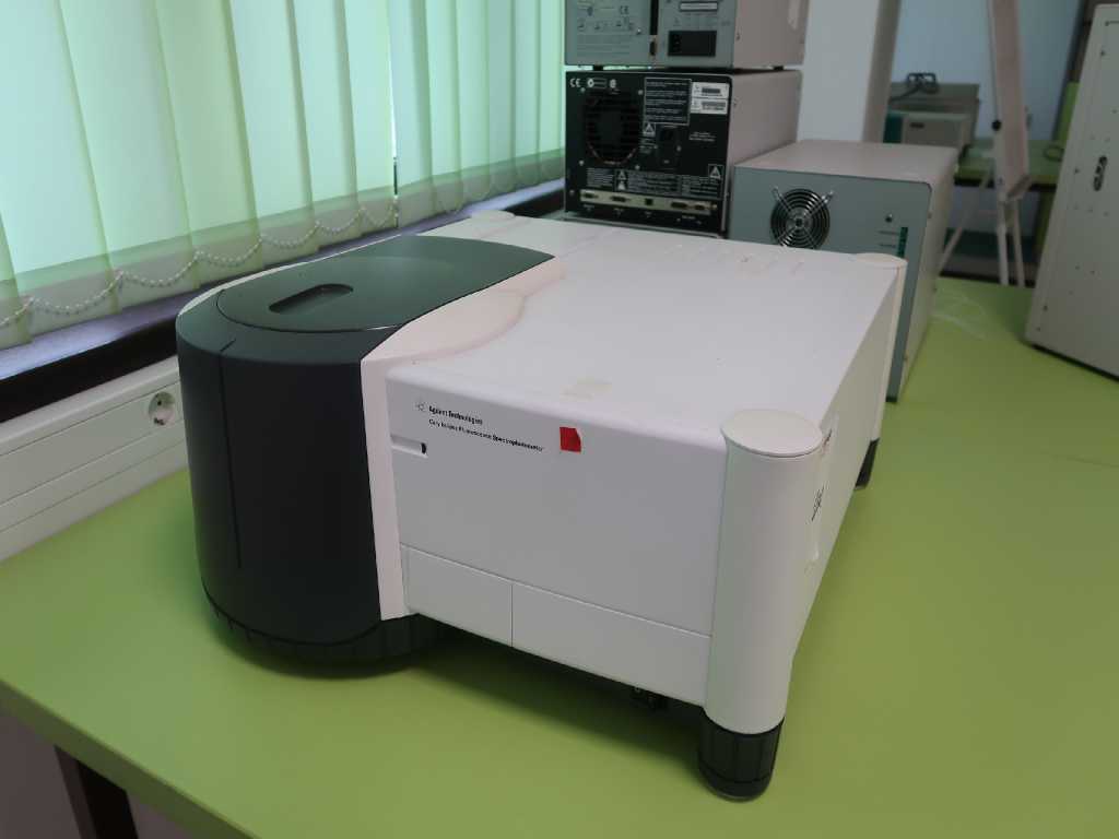 Agilent Technologies - G9800a - Spectrofotometer