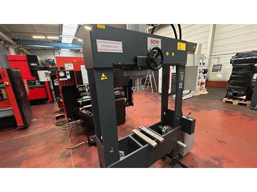 SICMI - PSS 70 MNC - NIEUWE BALENMACHINE 