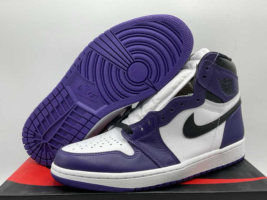 Nike Jordan 1 Retro High OG Court Purple Sneakers 42