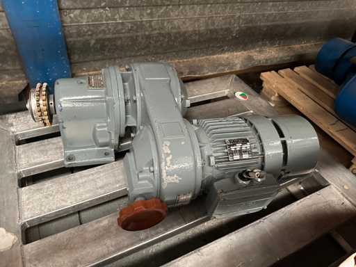 MGM - CF 90SA4 - Geared motor