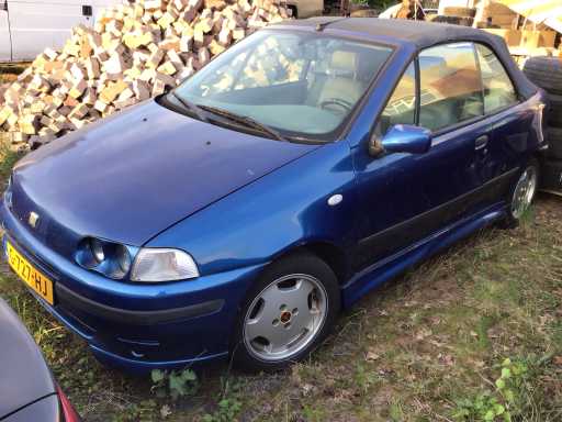 Fiat - 2000 - Punto Cabrio - 1.2-16V 85 ELX - Personenauto