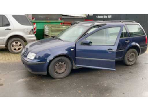 6b706d08-09bc-41f5-bea4-edee8016a2fc.mp4