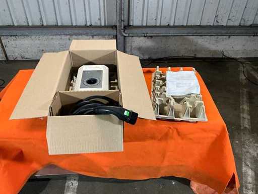 Keba EC240422 KeContact P30 charging station