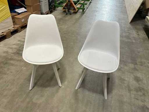 Silla de plástico blanco con tapicería, base de madera de 6 piezas