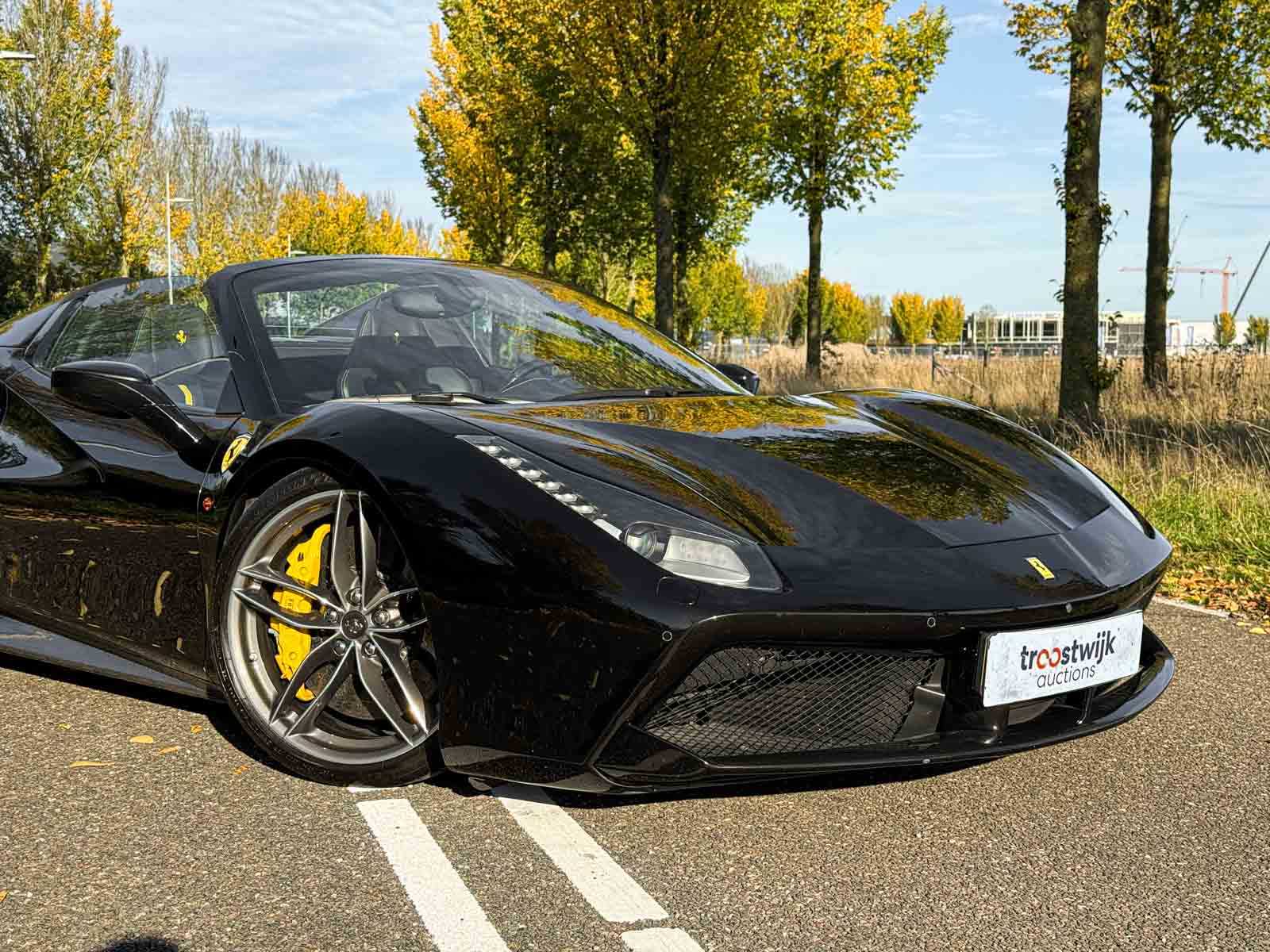Ferrari 488 Spider HELE 3.9 V8 -Full Carbon- 670pk 2018